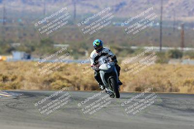 media/Feb-13-2022-SoCal Trackdays (Sun) [[c9210d39ca]]/Turns 16 and 17 Exit (955am)/